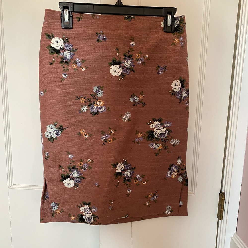 LOFT pencil skirt